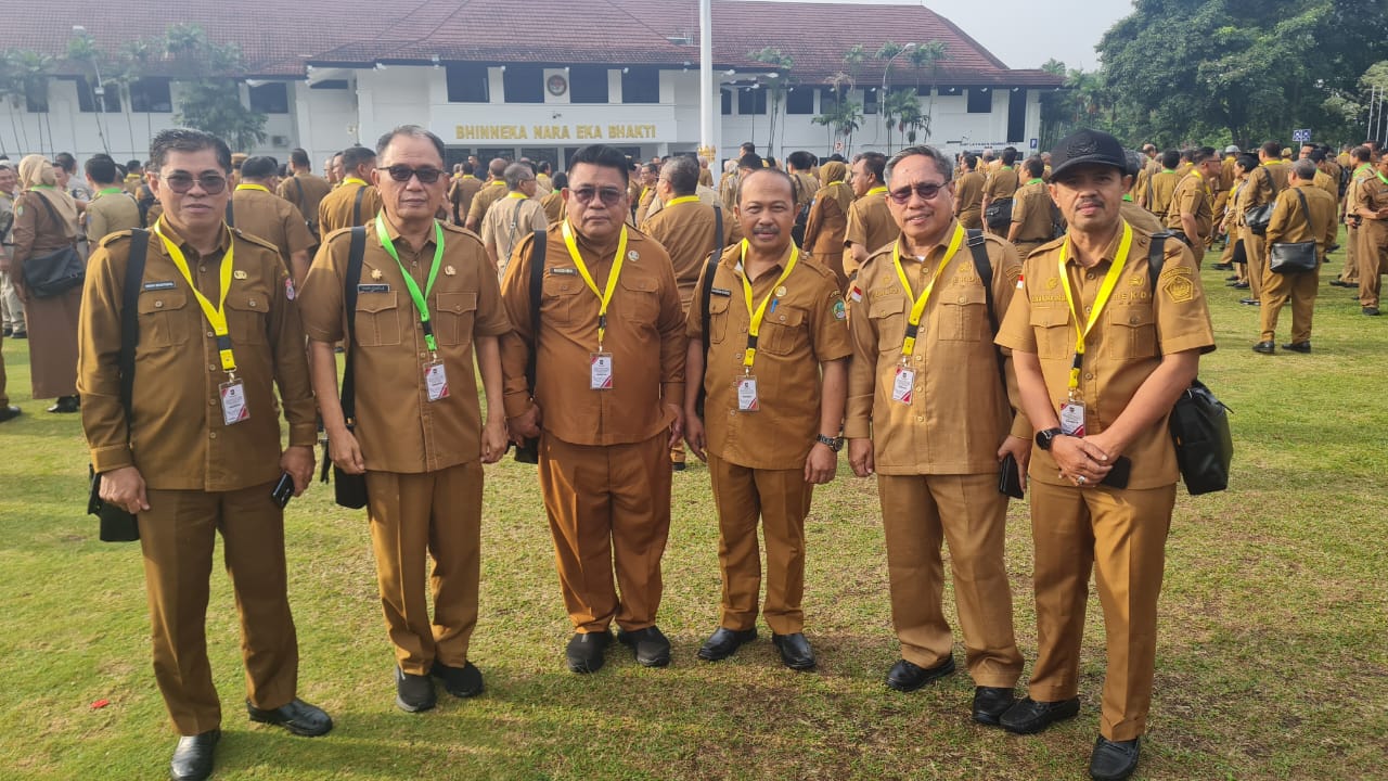 Sekda dan Kepala Bapelitbangda mengikuti Rakor di STPD
